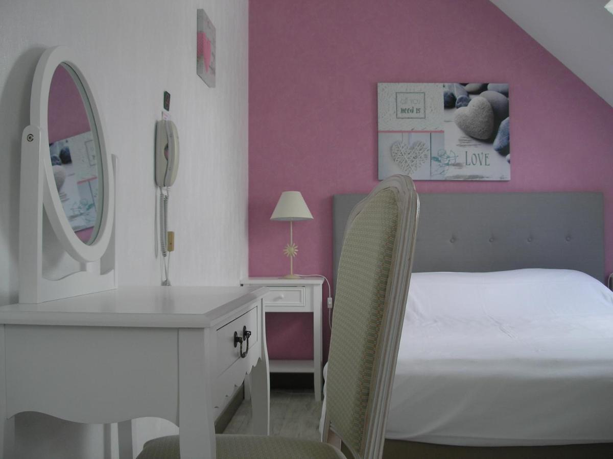 Auberge Du Calvaire Pontchâteau Buitenkant foto