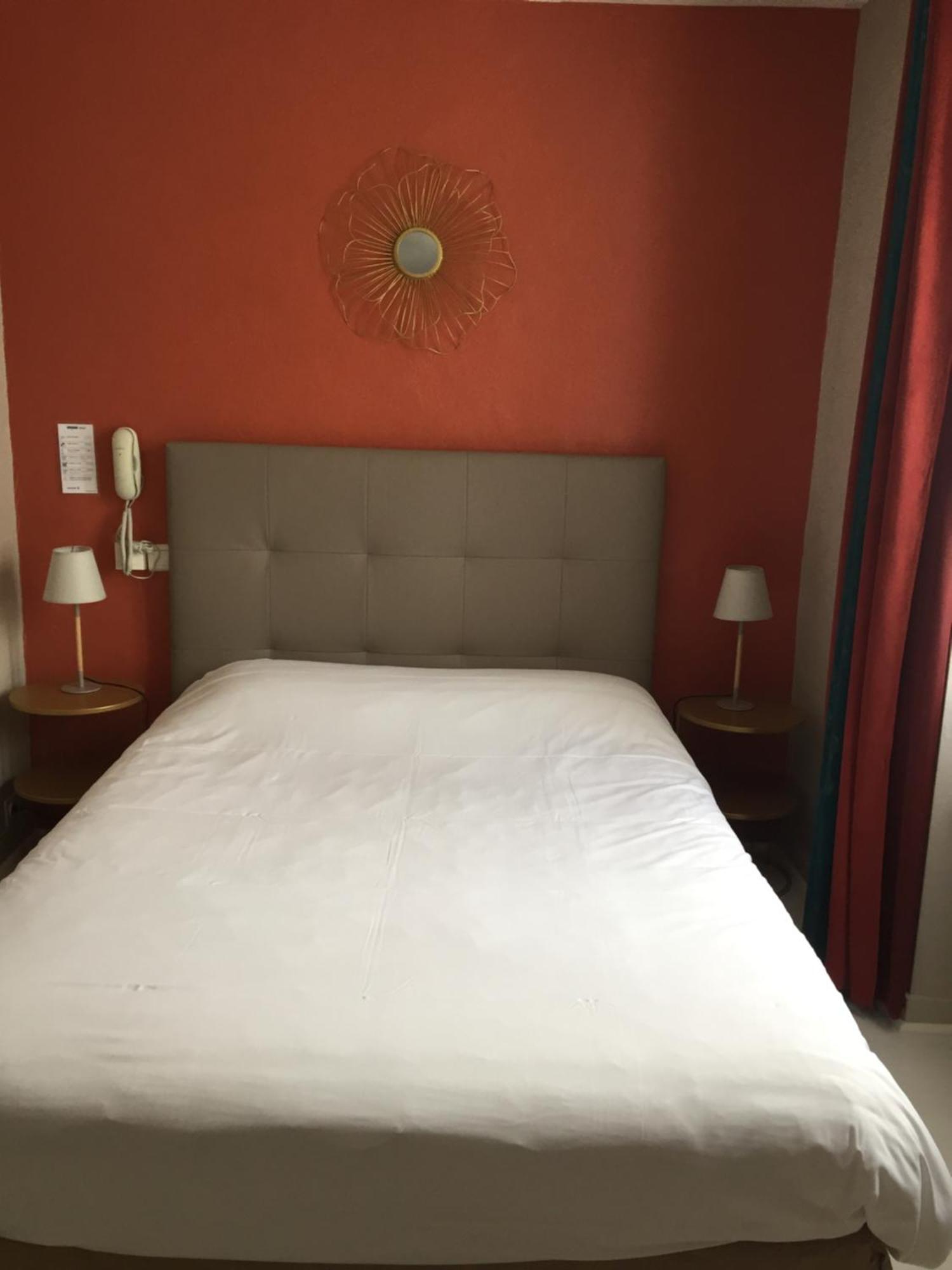 Auberge Du Calvaire Pontchâteau Buitenkant foto