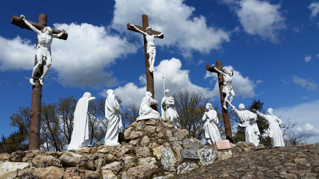 Auberge Du Calvaire Pontchâteau Buitenkant foto